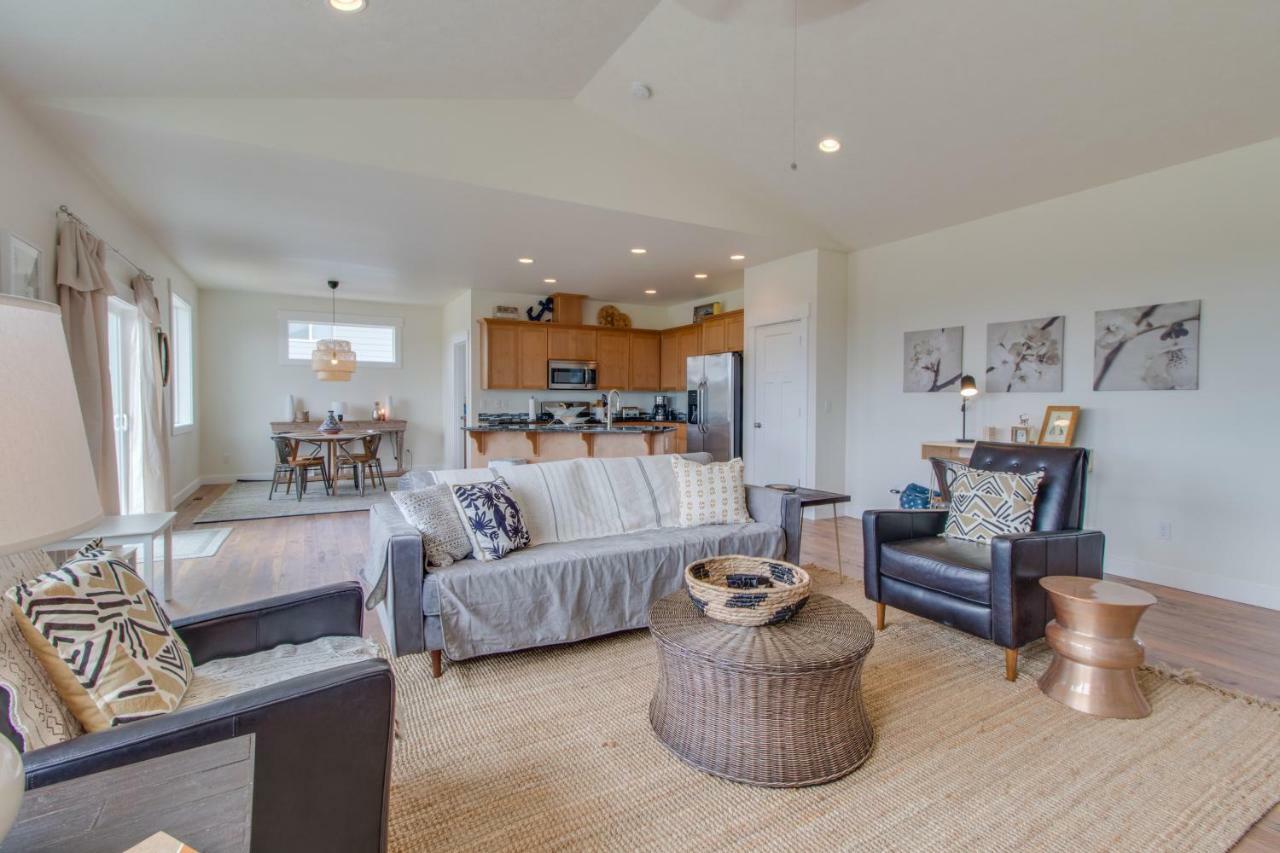 Lakeview Dunes Carnahan Exterior photo